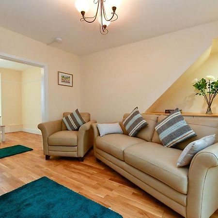 Just Stay Wales - Castle Square Cottage, Mumbles Extérieur photo
