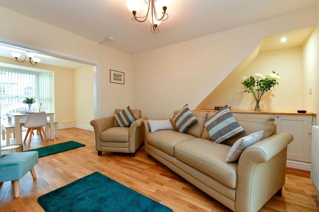 Just Stay Wales - Castle Square Cottage, Mumbles Extérieur photo